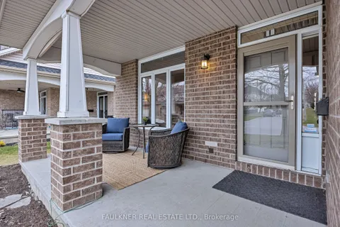197 Flodden Way, ON K2G 7E2