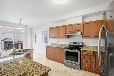 235 Huntsville Drive, ON K2T 0C7