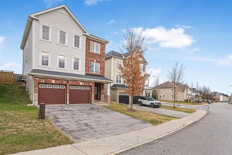 235 Huntsville Drive, ON K2T 0C7