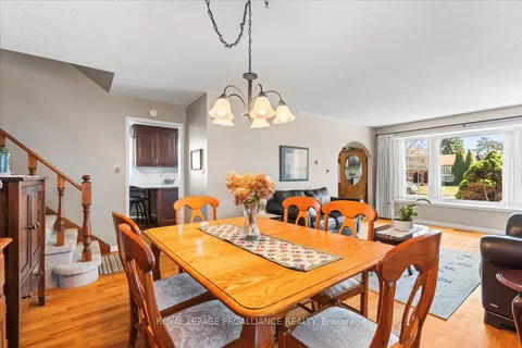14 Briarwood Crescent, ON K8N 5J7