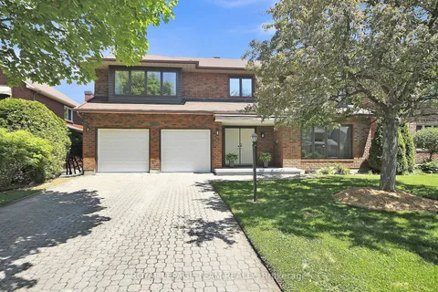 181 Knudson Drive, ON K2K 2C5