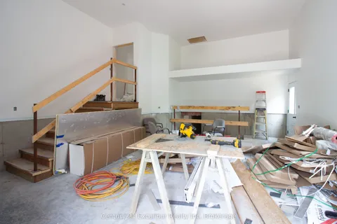 195 Garafraxa Street, ON N1M 1C5