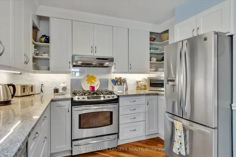 959 Golfview Road, ON K9J 7W2