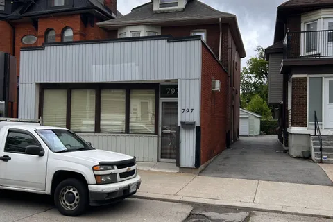 797 Main Street, ON L8M 1L5
