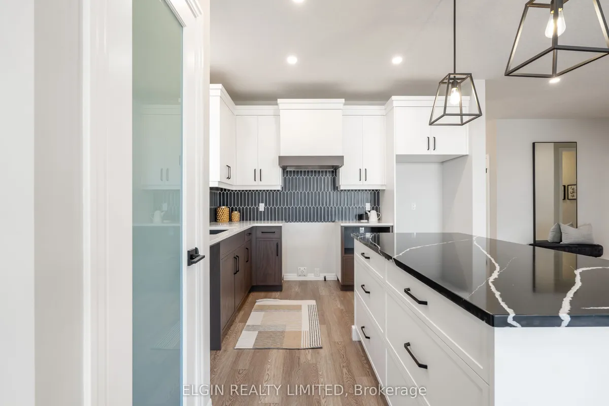 9 Dunning Way, ON N5R 0P7