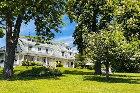 4983 River Road, ON L2E 3G6