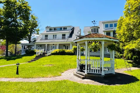 4983 River Road, ON L2E 3G6