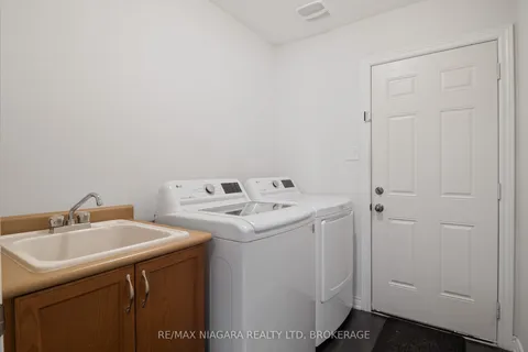8809 Kudlac Street, ON L2H 0C5