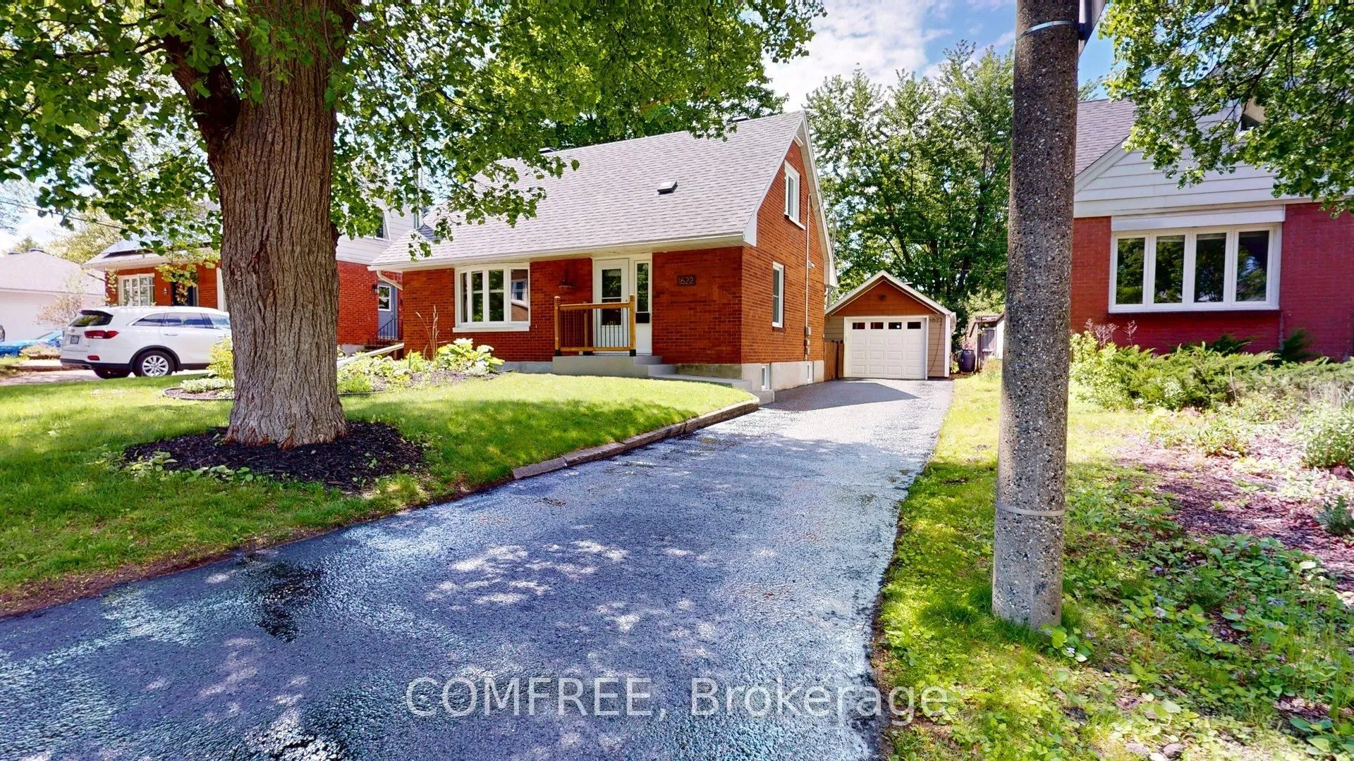 1622 Drake Avenue, ON K1G 0L8