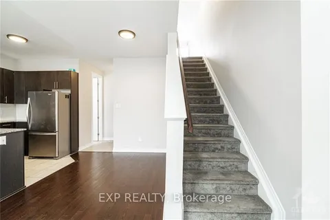 1168 CHAPMAN MILLS Drive, ON K2J 6T6