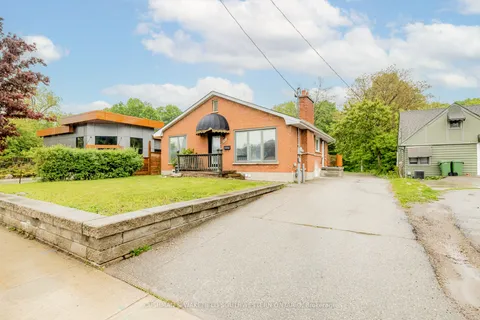 593 Wonderland Road, ON N6H 3E2