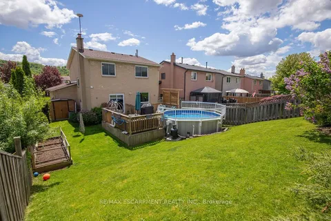 54 Merritt Crescent, ON L3M 5B7