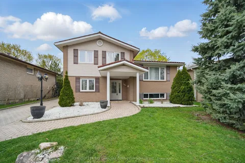 104 Antrim Crescent, ON N6E 1G8