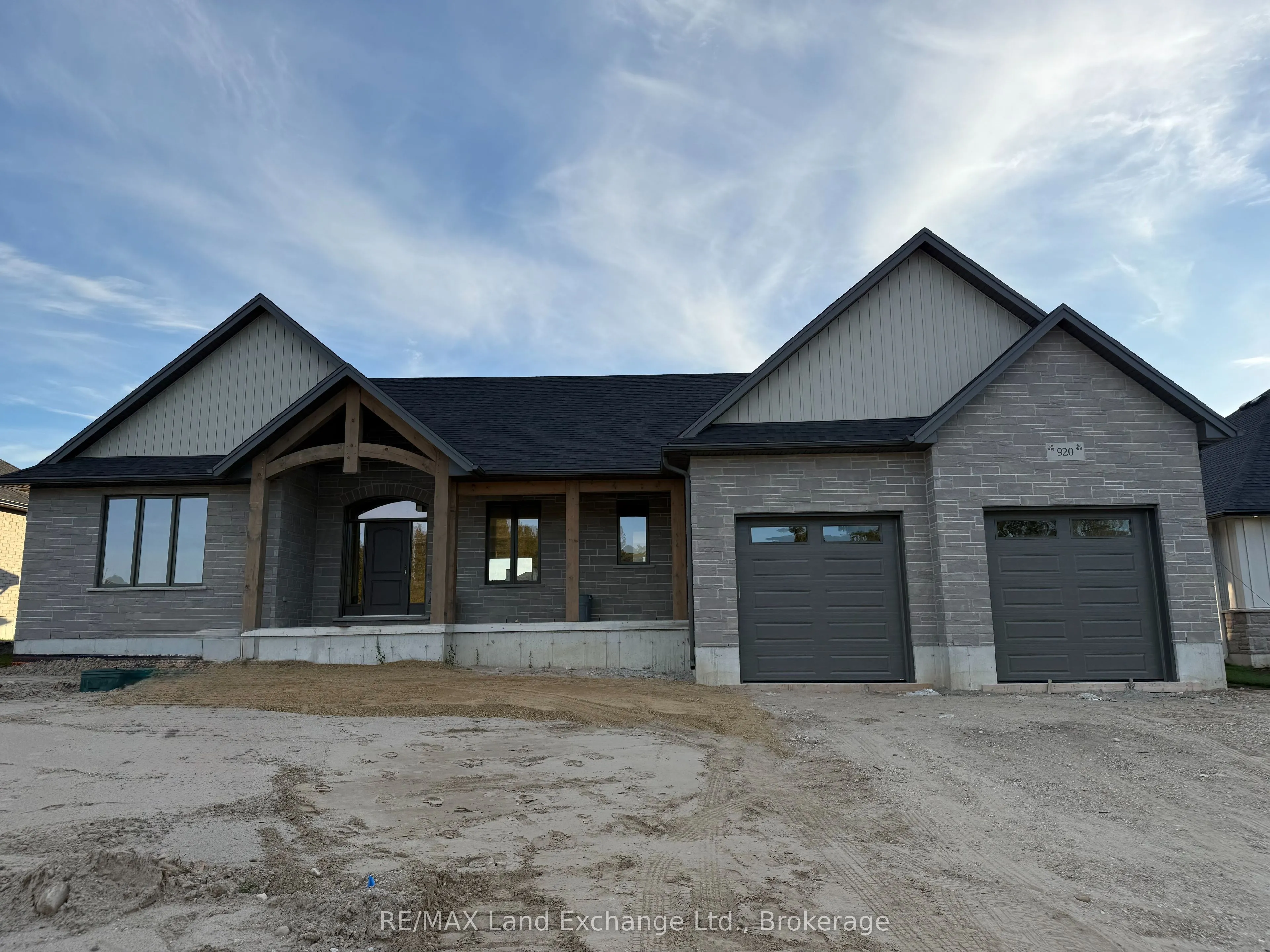 920 Bogdanovic Way, ON N2Z 0H3