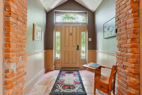 1553 BROCK Road, ON L9H 5E4