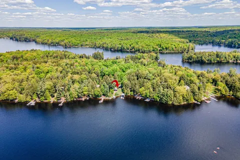 228 MacBeth Island, ON P1L 1X1