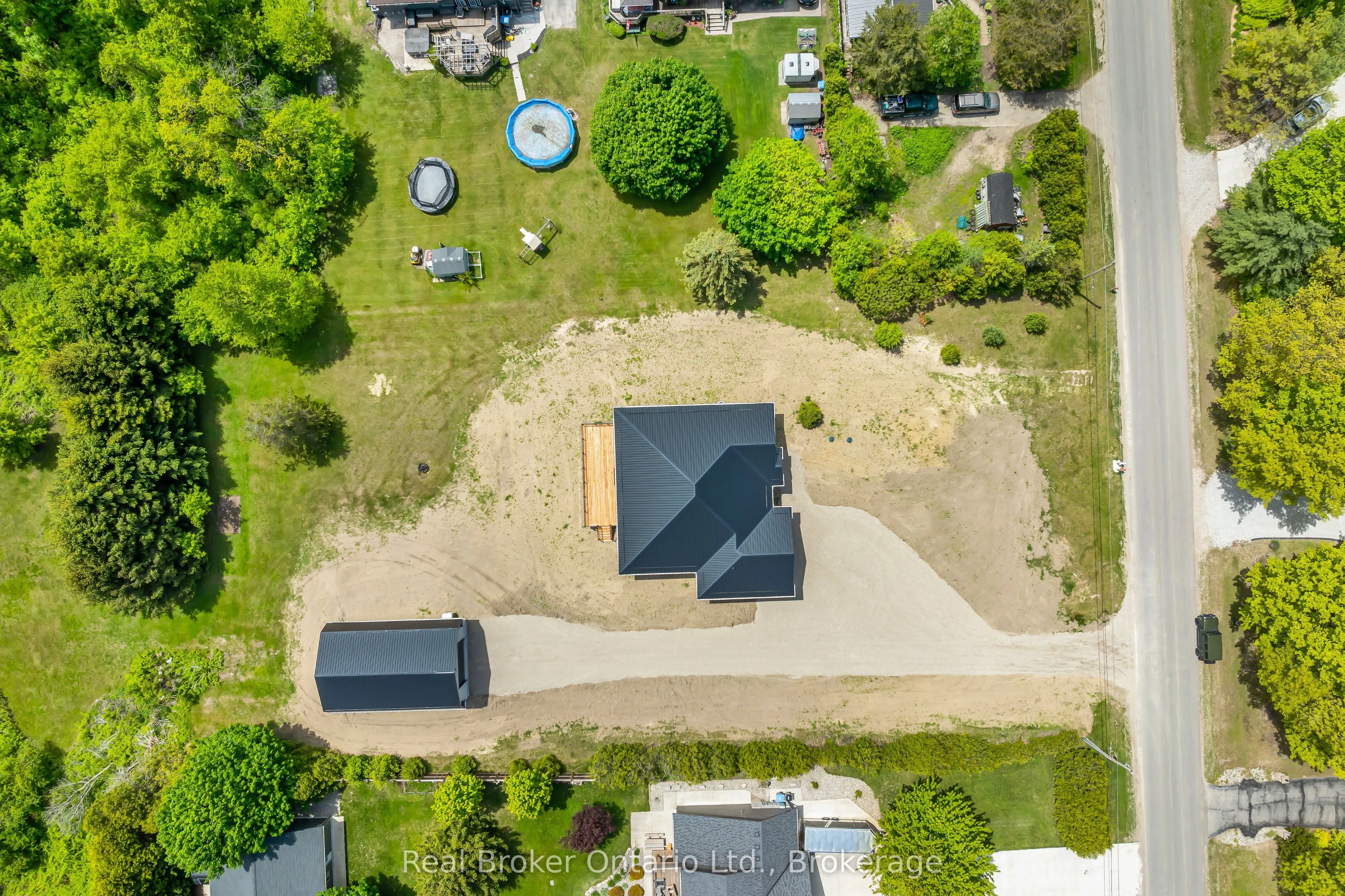 Detached interior view at 8357 Goosemarsh Line Lambton Shores