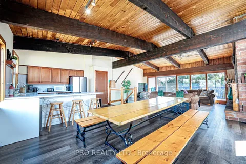157 Tyrolean Lane, ON L9Y 0N3