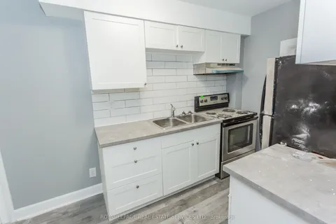 41 Kennedy Street, ON L3B 3R7