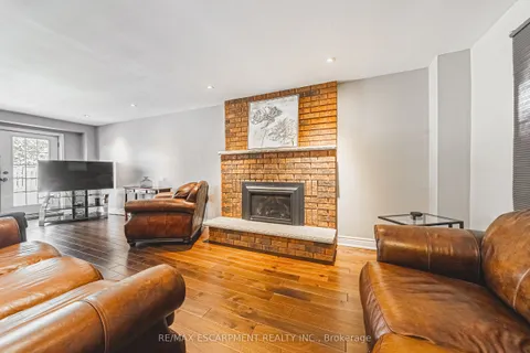 412 Melanie Crescent, ON L9G 4B2