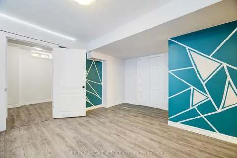 68 Stonecairn Drive, ON N1T 1W3