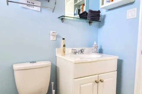5090 Mcglashan Crescent, ON L2E 3W9