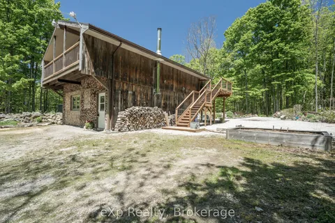 442183 Concession 21 Concession, ON N0H 2T0