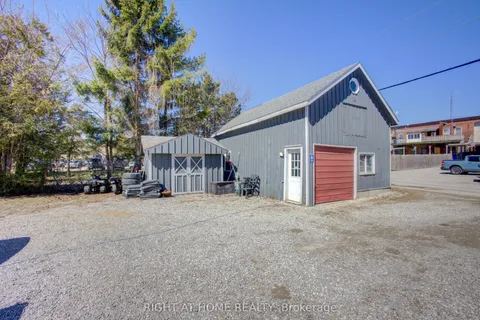 160 Victoria Street, ON L9V 2Y1