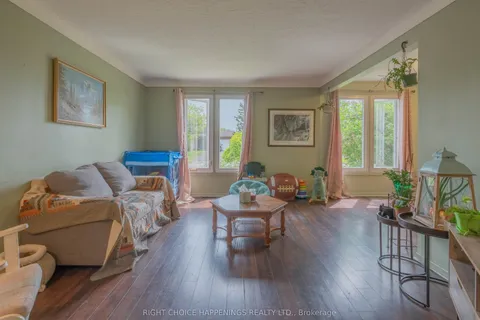 69 Elmvale Crescent, ON L3K 5X1