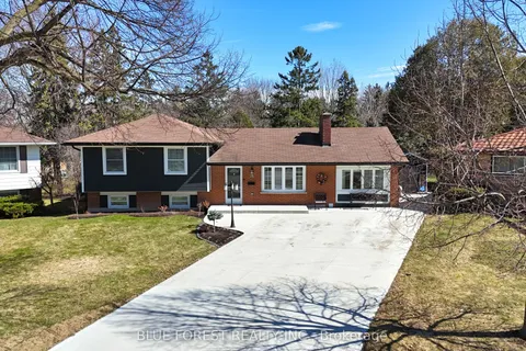 14 Rockingham Court, ON N6C 4L8