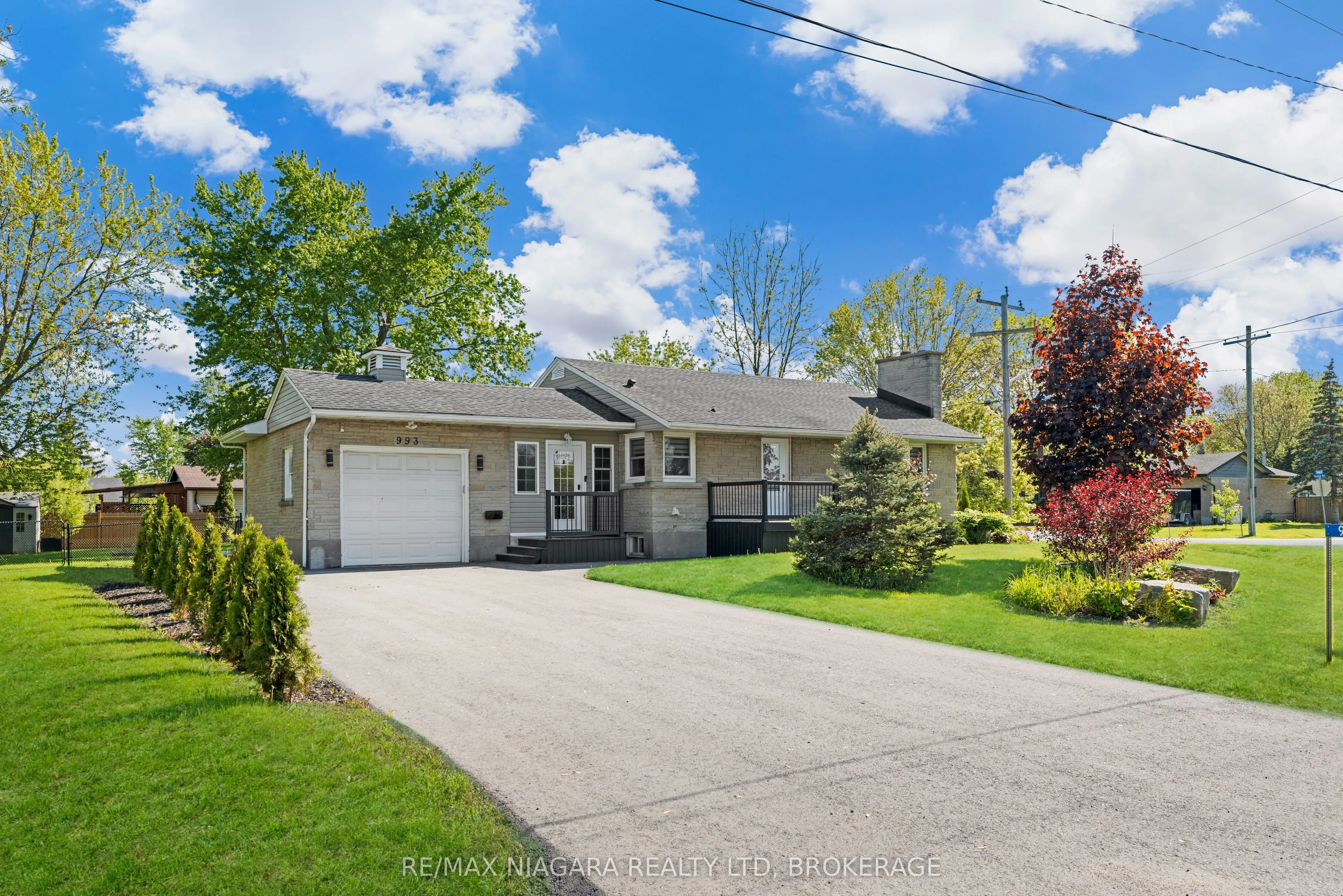 993 Bertie Street, ON L2A 1Z7