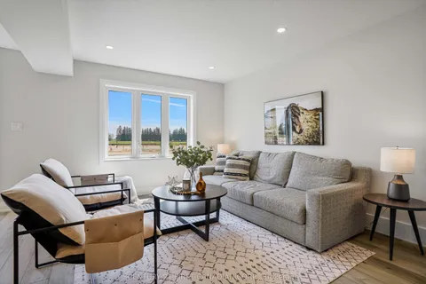 64 Postma Crescent, ON N0M 1A0