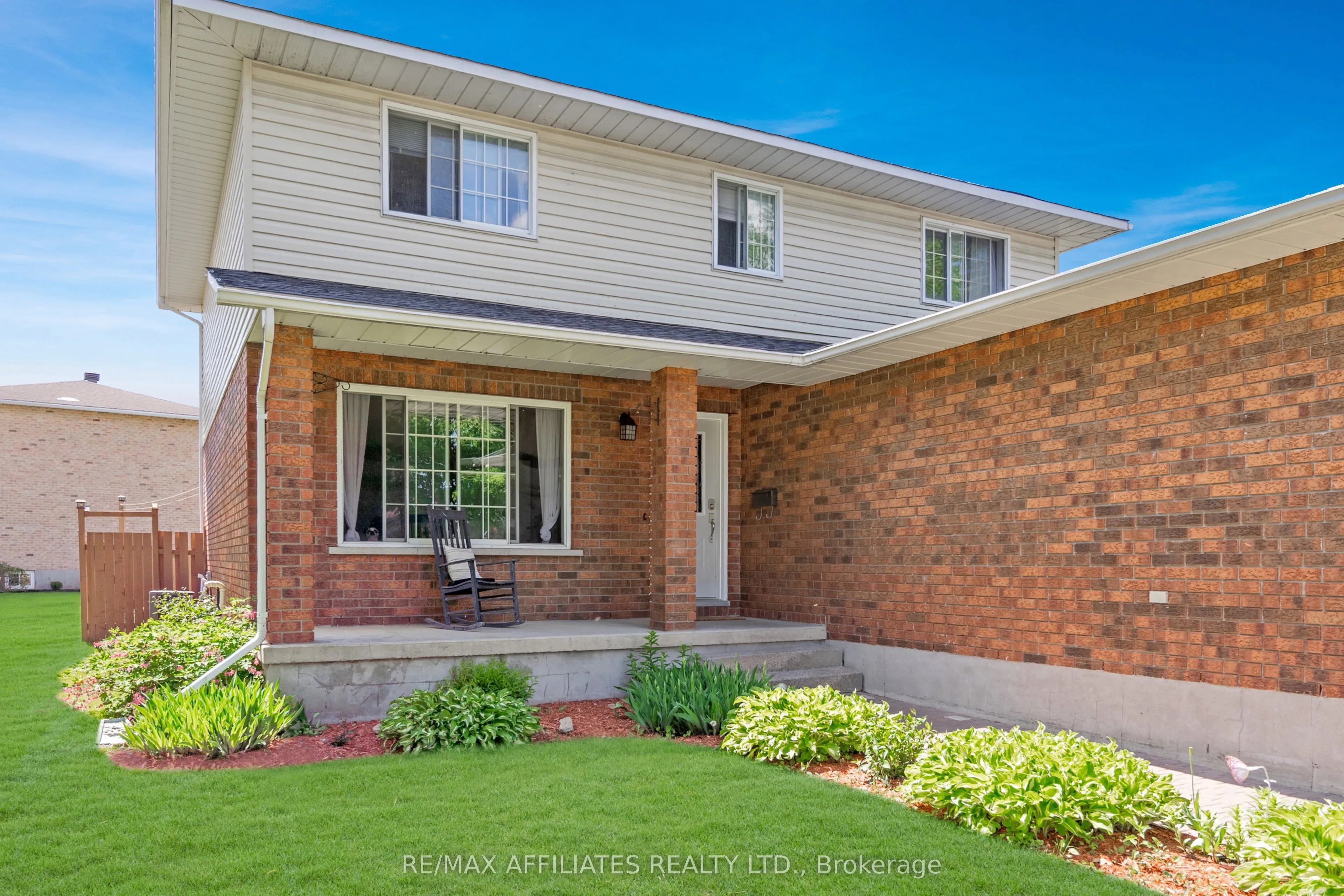 246 Allan Street, ON K7A 5E9