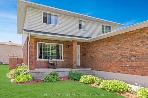 246 Allan Street, ON K7A 5E9