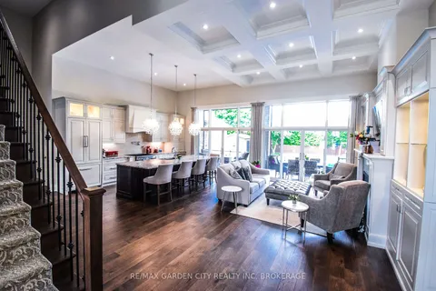 223 WILLSON Road, ON L3C 2T7