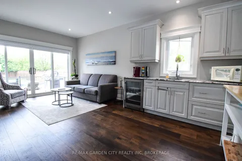 223 WILLSON Road, ON L3C 2T7