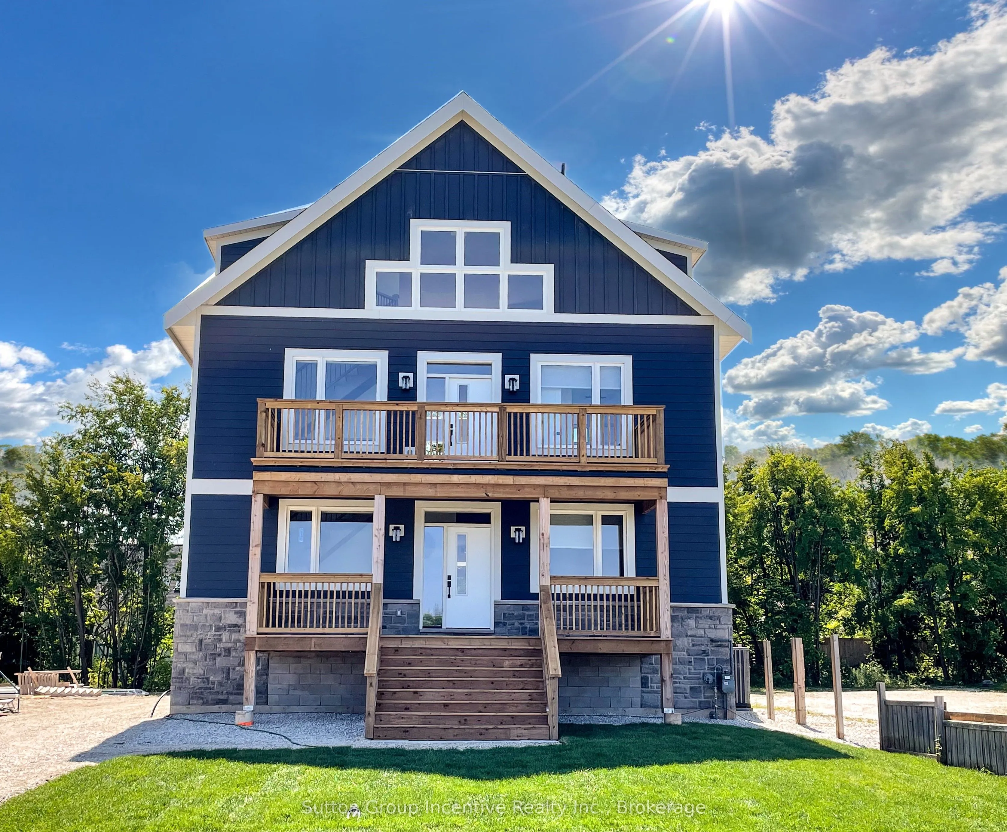 130 Arlberg Crescent, ON L9Y 0M1