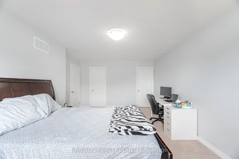 37 Charleswood Crescent, ON L0R 1P0