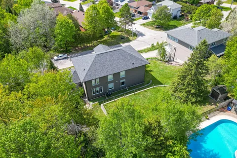 12 Killare Street, ON P1A 4H8