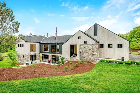 5046 Wellington 125 Road, ON L7J 2L9