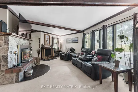 7962 Parkway Road, Greely - Metcalfe - Osgoode - Vernon and Area, ON K0A 2P0