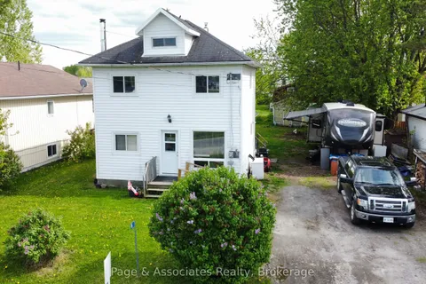 6 Caron Road, ON P0H 1R0