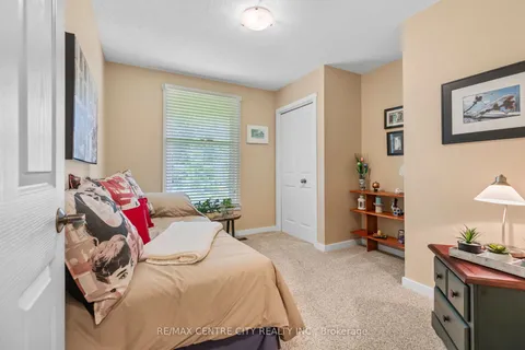 4500 EAST Road, ON N5L 1A0