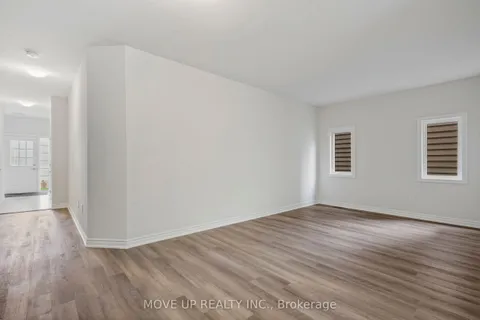325 Beechwood Forest Lane, ON P1P 0H8
