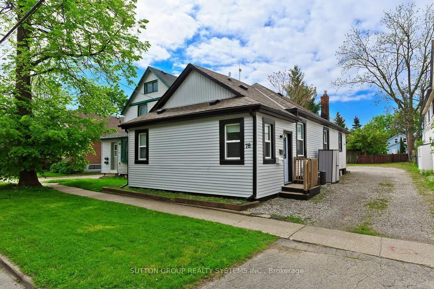 78 Albert Street, ON L2R 2H1