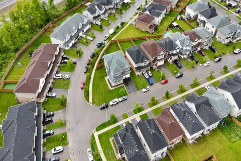 19 Froggy Drive, ON L9B 0G9