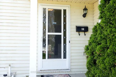 85 Aquador Drive, ON L3C 5S5