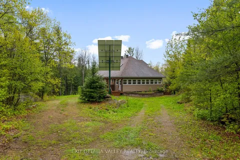 28084 Highway 41 N/A, ON K0J 1N0
