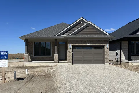 33 Hemlock Crescent, ON N5H 0C1