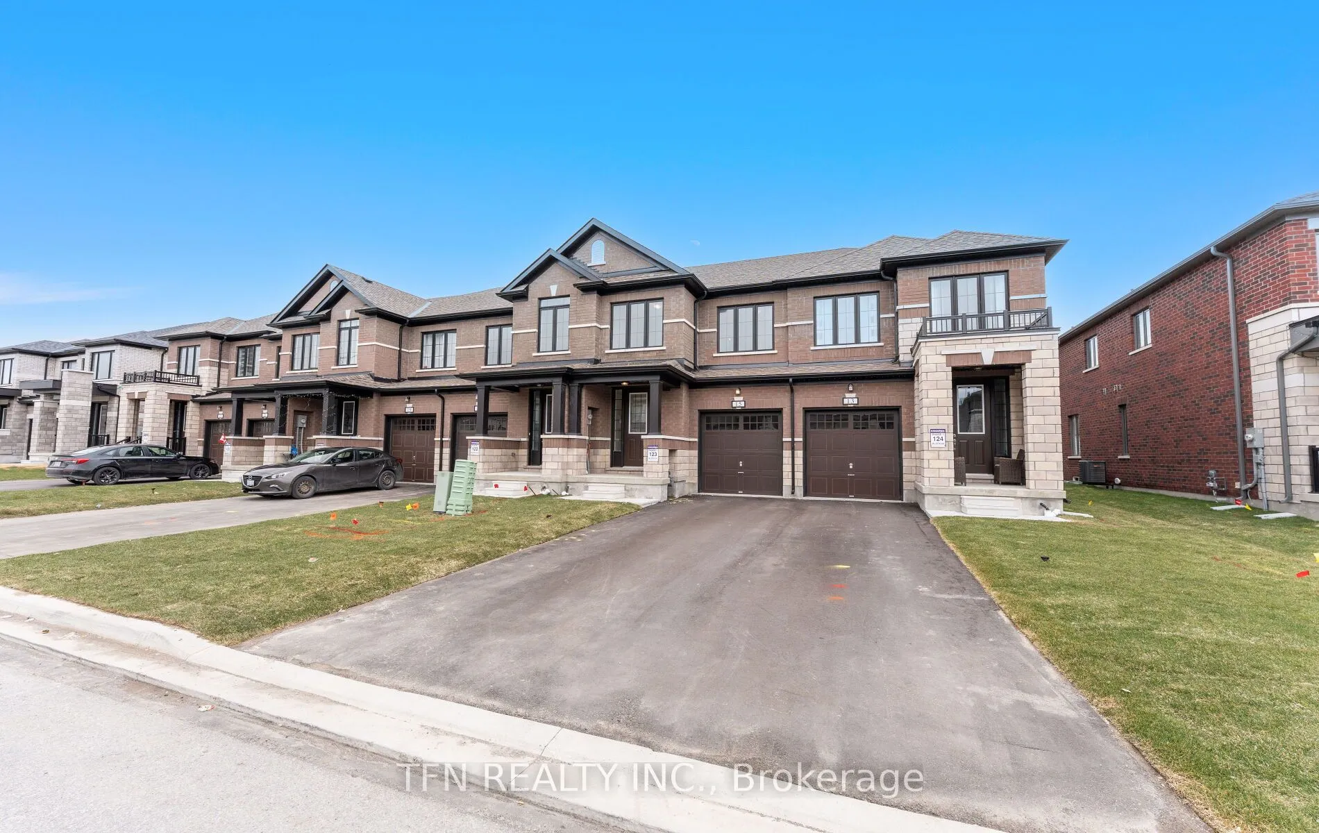 15 Keenan Street, ON K9V 6C2